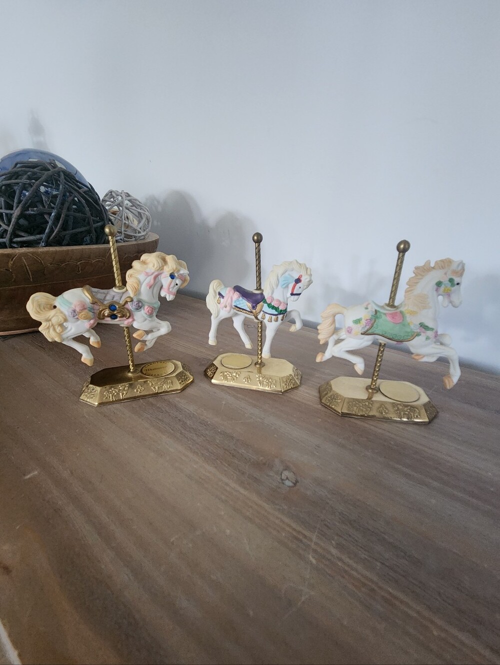 Vintage Westminster Carousel Horse Figurine Lot, 3 Decorative Collectible Horses - Picture 6 of 16